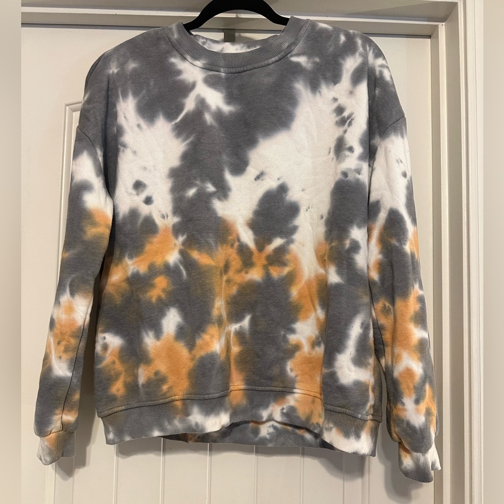tie dye crewneck